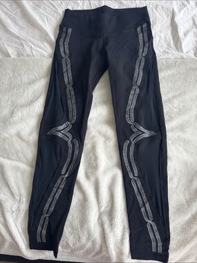 Black Reflective High-Waist Leggings with Silver Print